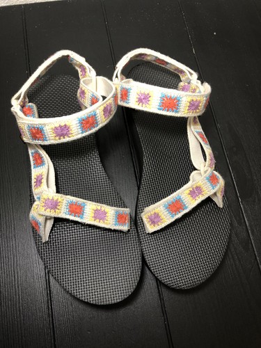 Nwot teva unwind - teva,